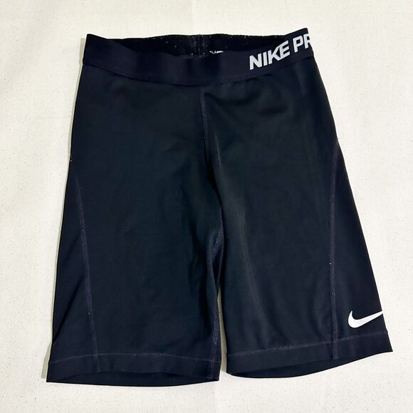 NIKE PRO Women’s Size Small 7” Compression Shorts Black - Picture 1 of 11